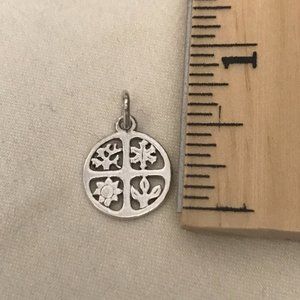 Retired James Avery Four Seasons Charm